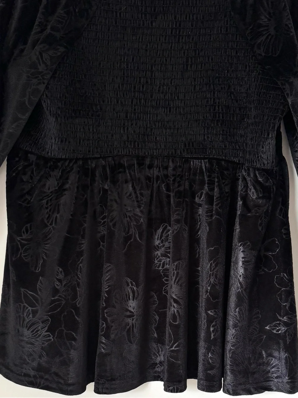 Torrid Black Velvet Corset Peplum Blouse Top Floral Embossed Size 1X - Picture 8 of 13